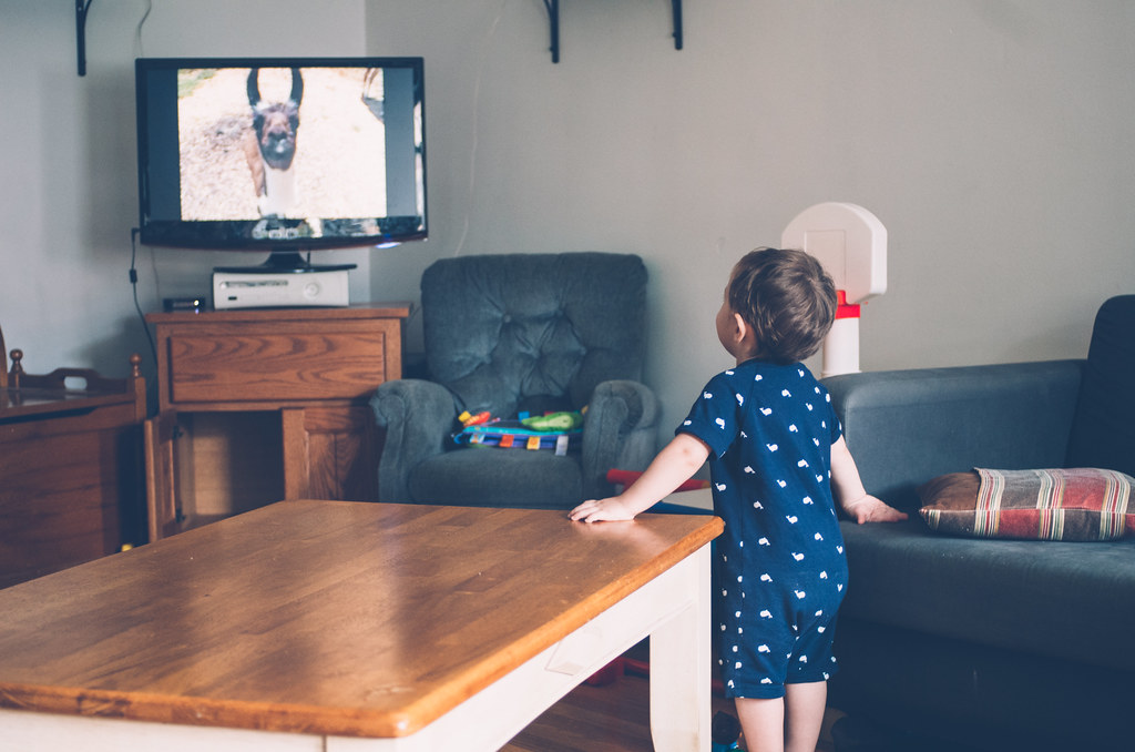 Babies and TV Exposure – Good or Bad?